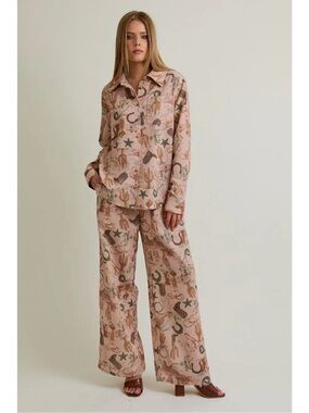 45. NWTS Lelis Western Print Pants